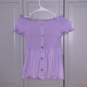 Super cute lavender top!!